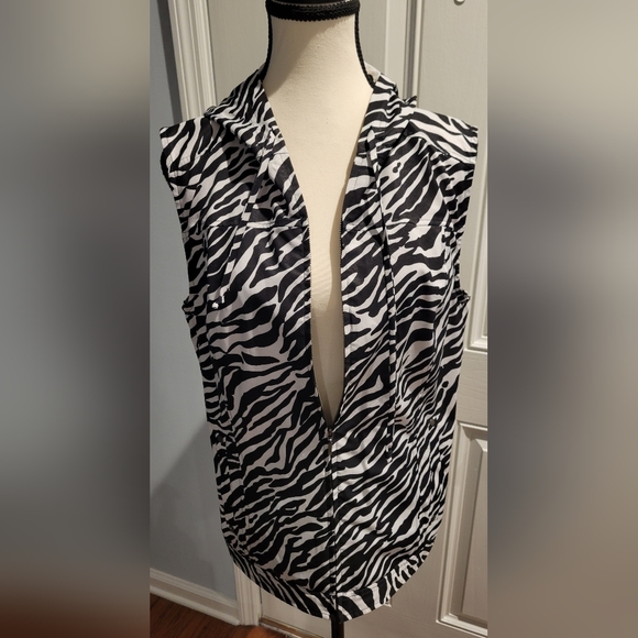 Peck and peck zip up vest - Picture 1 of 7